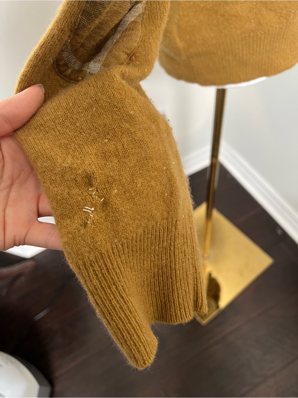Burberry Cashmere Sweater Camel Nova Check Elbow Patch - Picture 6 of 10